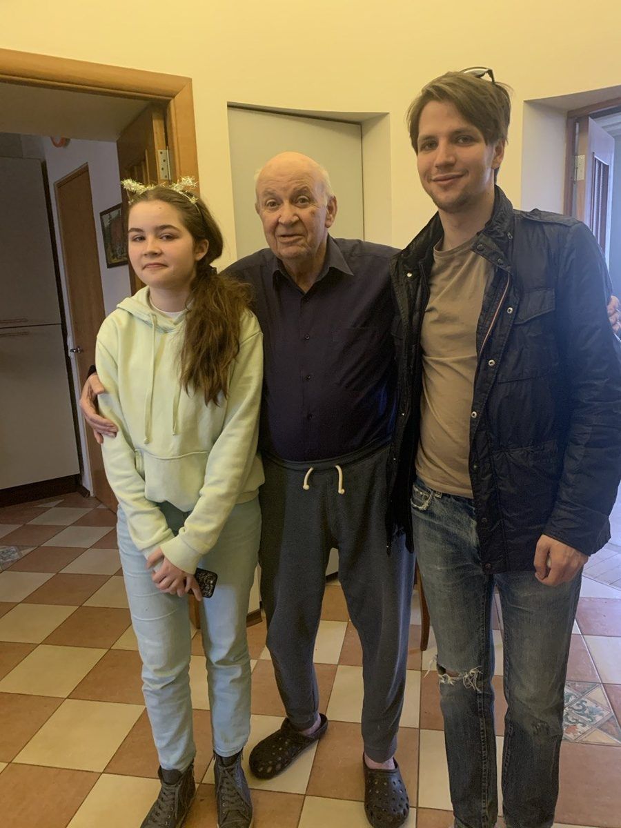 Alexander and Anastasia with their grandfather